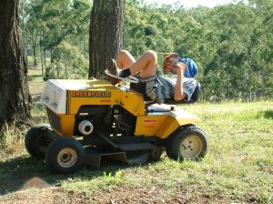 best lawn mower tractor on Riding Lawn Mower Reviews & Top Rated Riding Lawn Mowers | PRLog