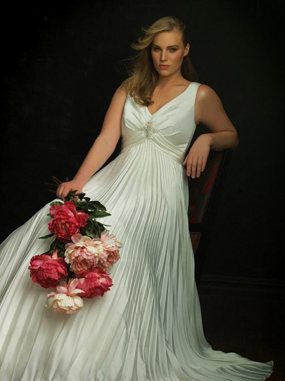 Plus size short formal dresses with sleeves