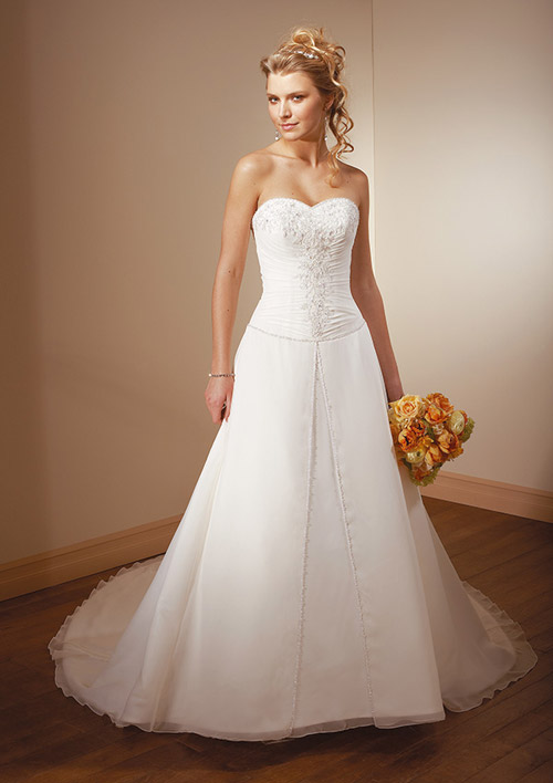 bridal gowns budget