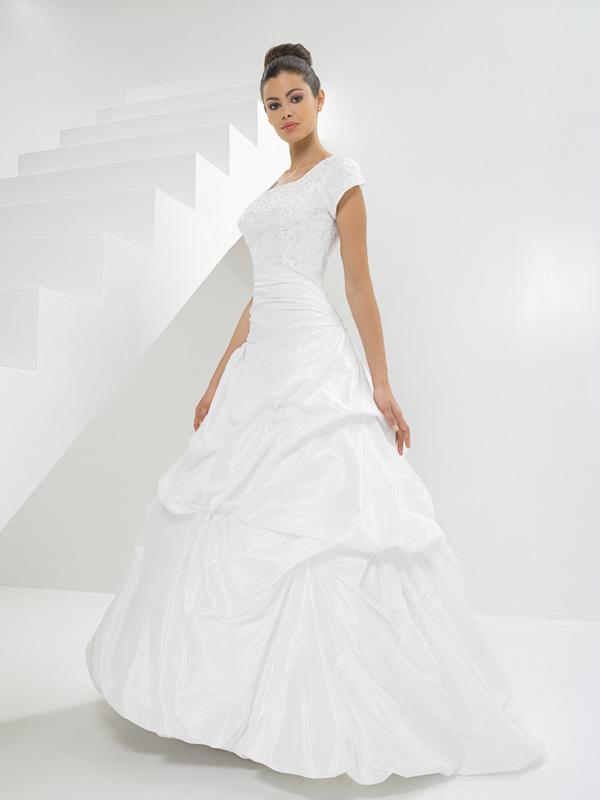 wedding dresses with sleeves. wedding dresses with sleeves