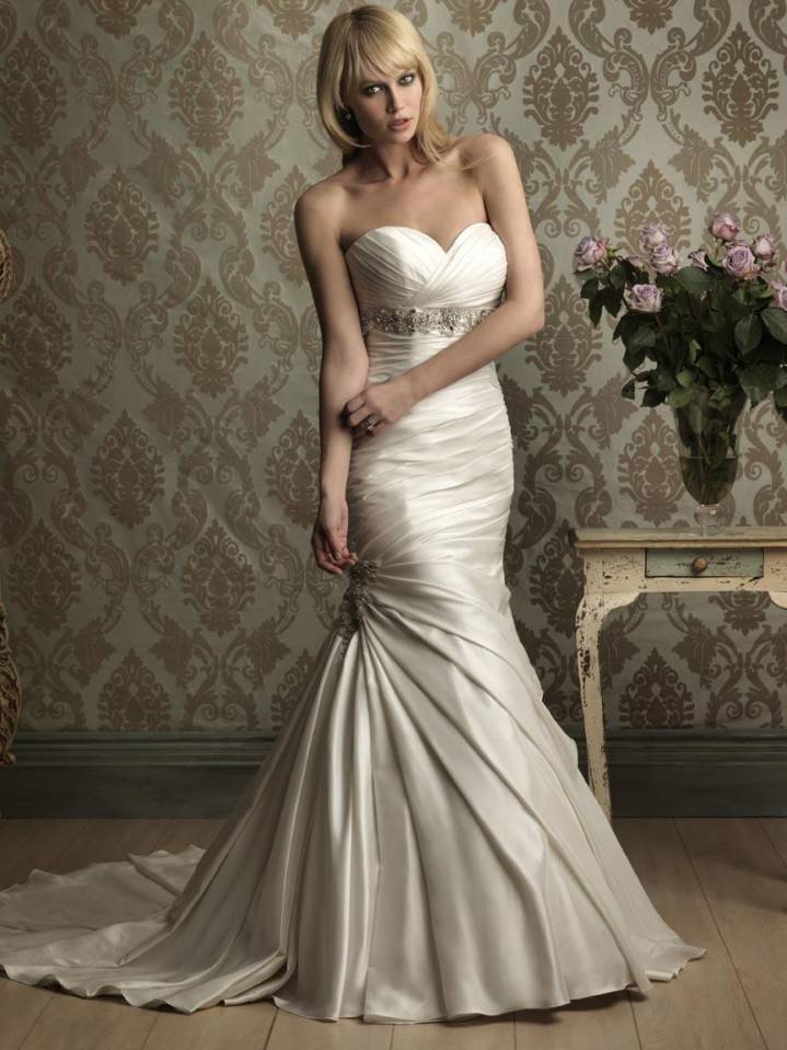 Fitted Wedding Gowns