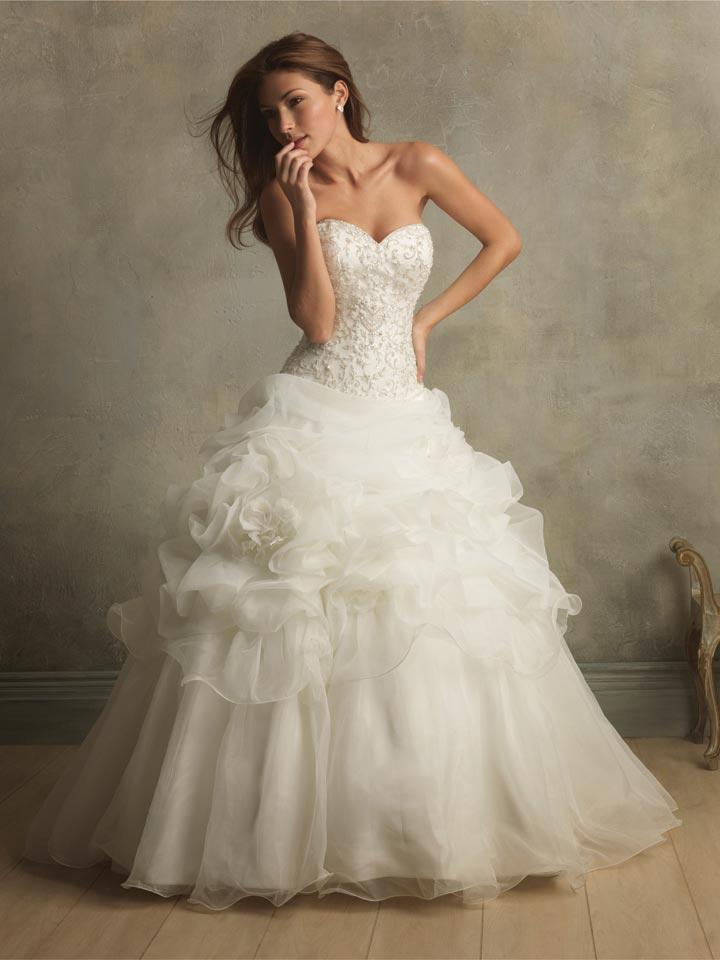 Ivory Floral Organza Ball Gown Designer Vintage Wedding Dresses ...