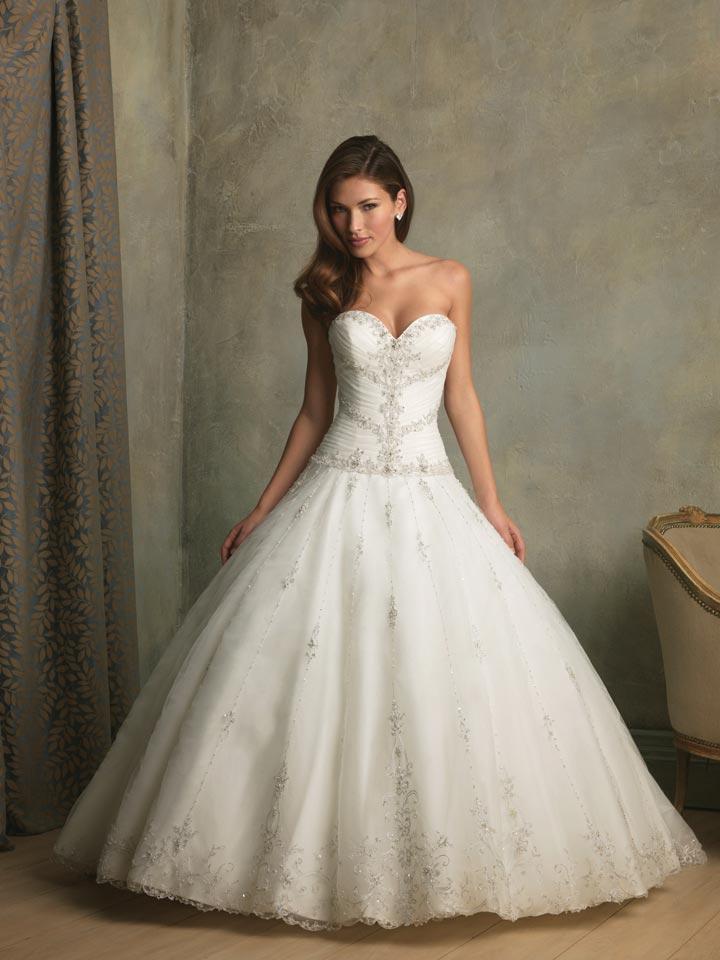 Allure Embroidery Beaded Ball Gown Vintage Wedding Dresses  