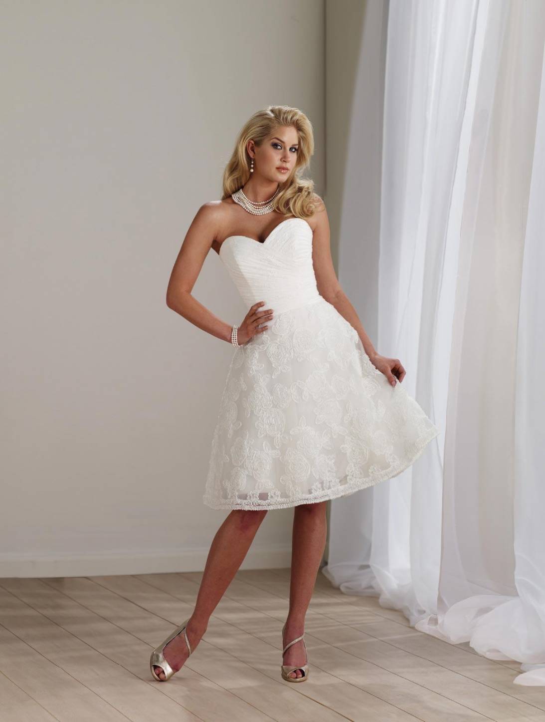 Short wedding dresses