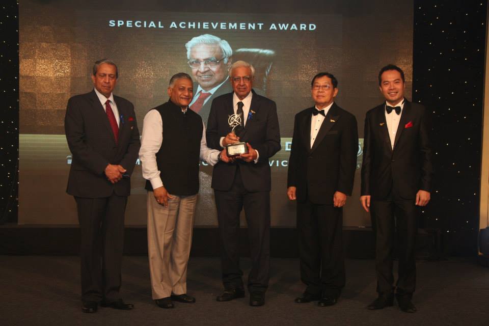 Dr. Kanodia Receives The Prestigious Asia Pacific Entrepreneurship Award Datamatics Global
