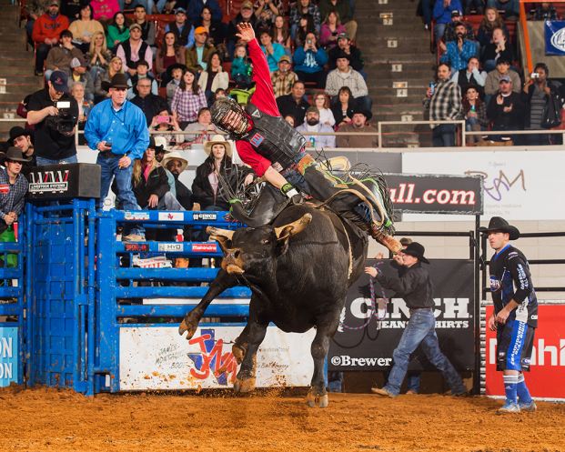 Bucking on the Rio Grande Brings in Bull Riding Royalty to the Santa ...