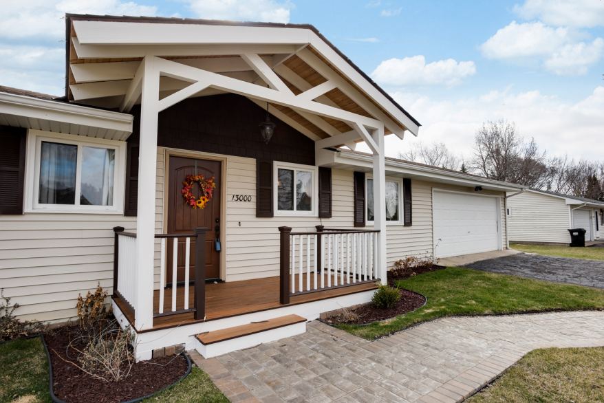 Heidi Herda of Keller Williams Sells Another Dayton MN Home For Sale