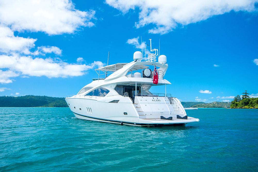 yacht charter brisbane