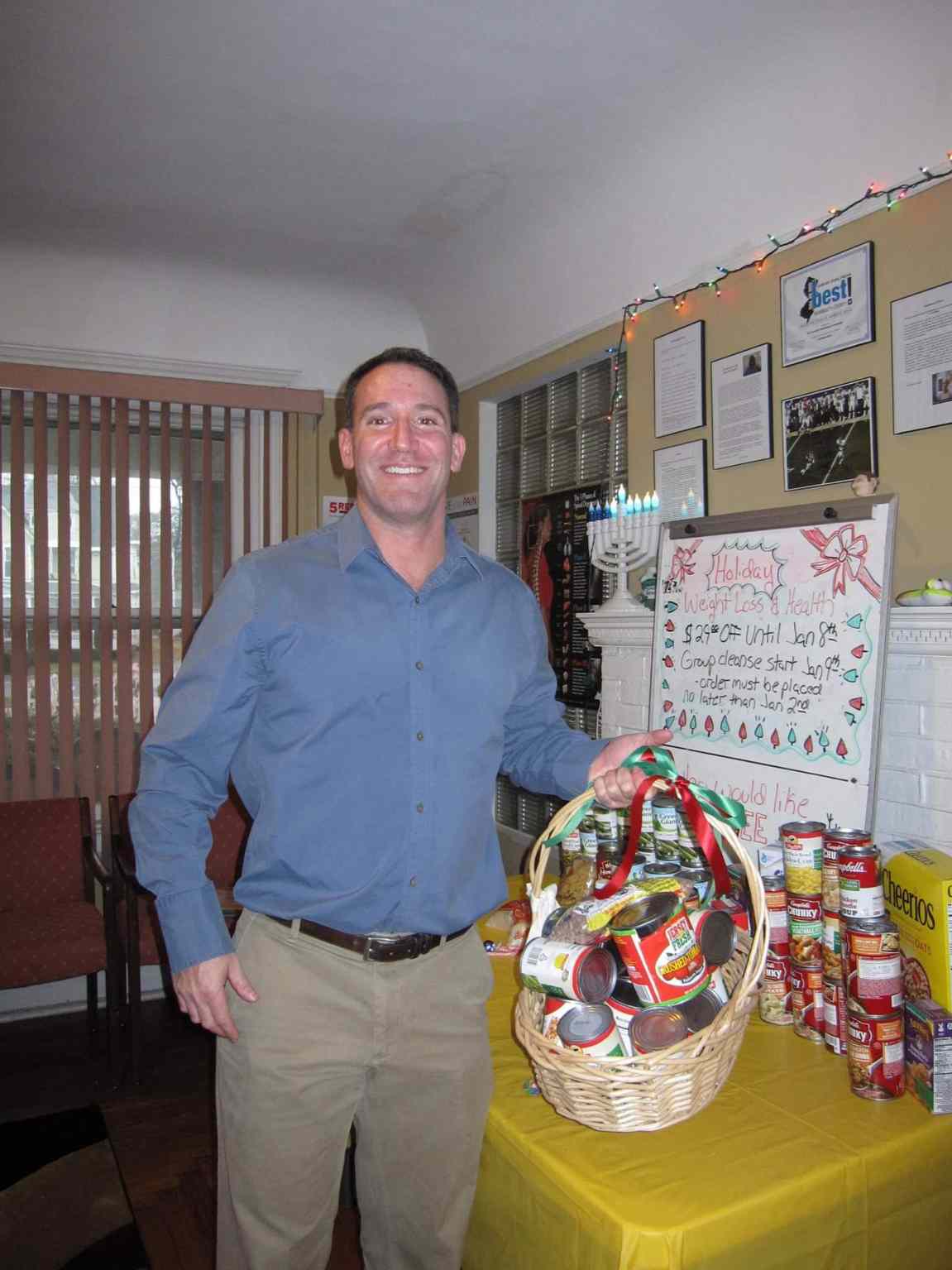 Freehold Chiropractor Holiday Food Drive