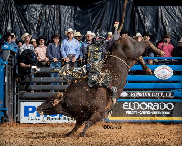 Sage Kimzey Conquers two unridden bulls to win second Bossier Title ...