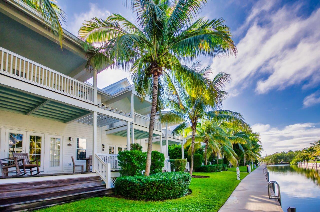 Coral Lagoon Resort Villas & Marina Marathon