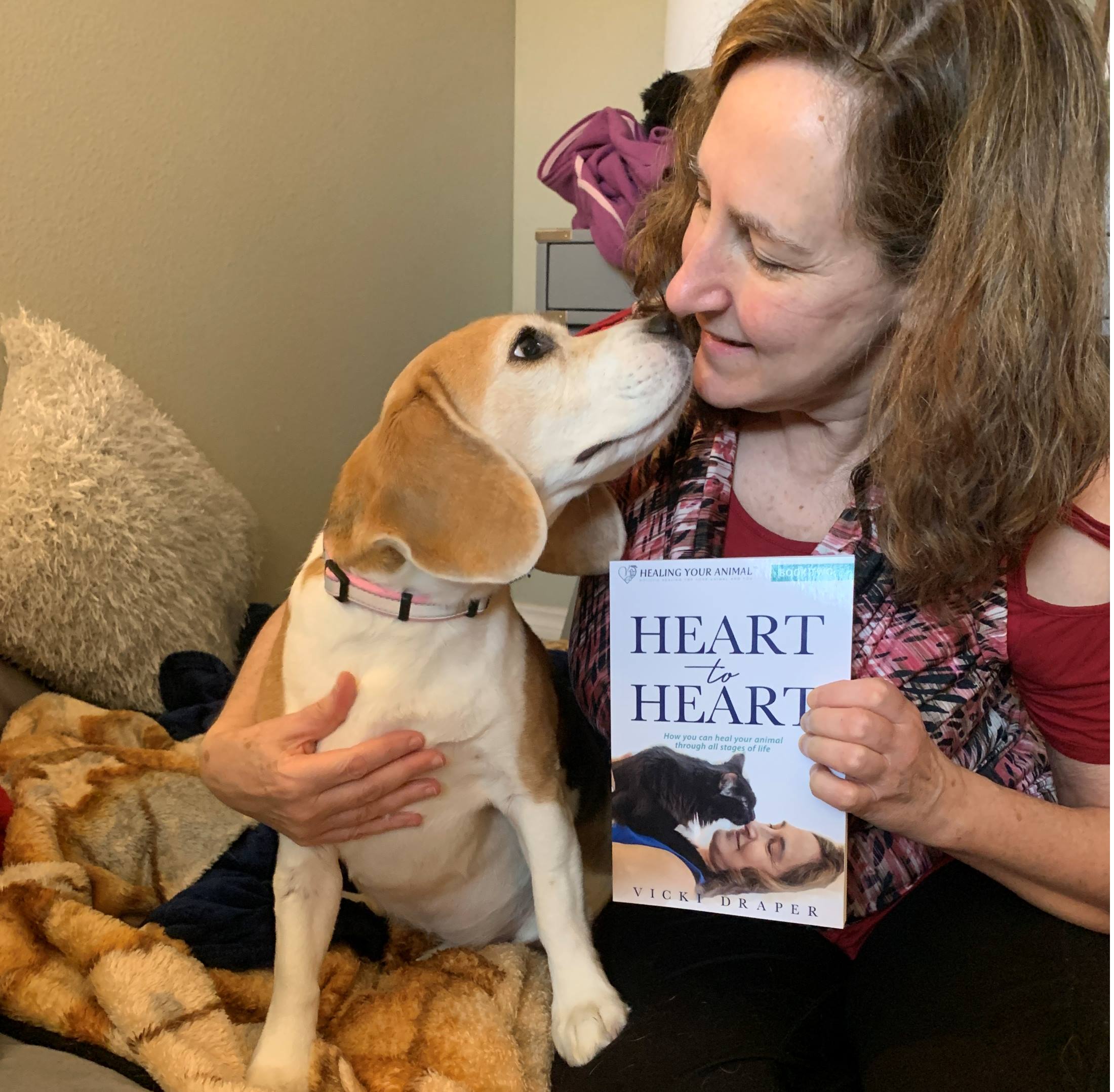 Vicki and Gracie Connecting (star in Book 2)