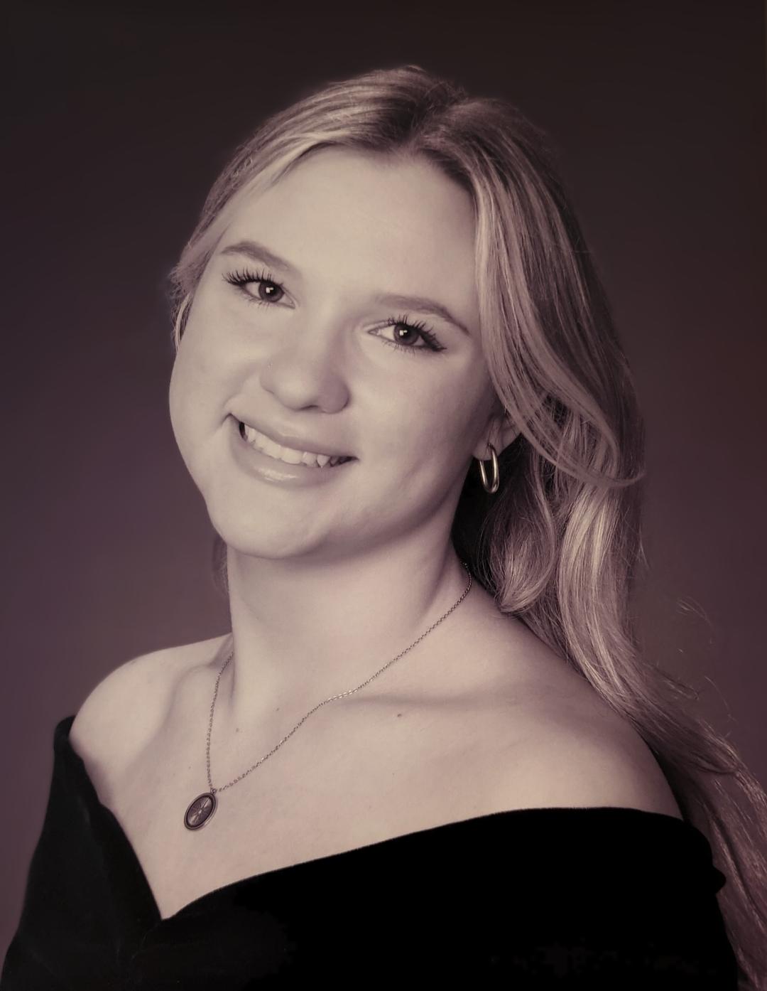 Adrianna Pakes, Author